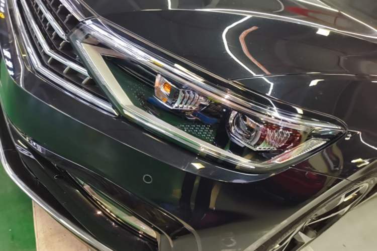 Used Volkswagen Magotan 2023 2 Million Units Limited Edition 330TSI DSG Leading Version Left Front Headlight