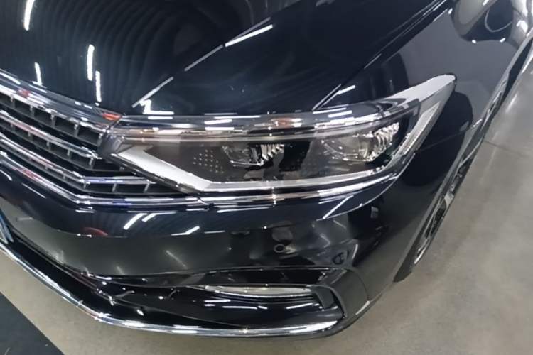 Used Volkswagen Magotan 2023 2 Million Units Limited-Edition 380TSI DSG Flagship Version Left Front Headlight