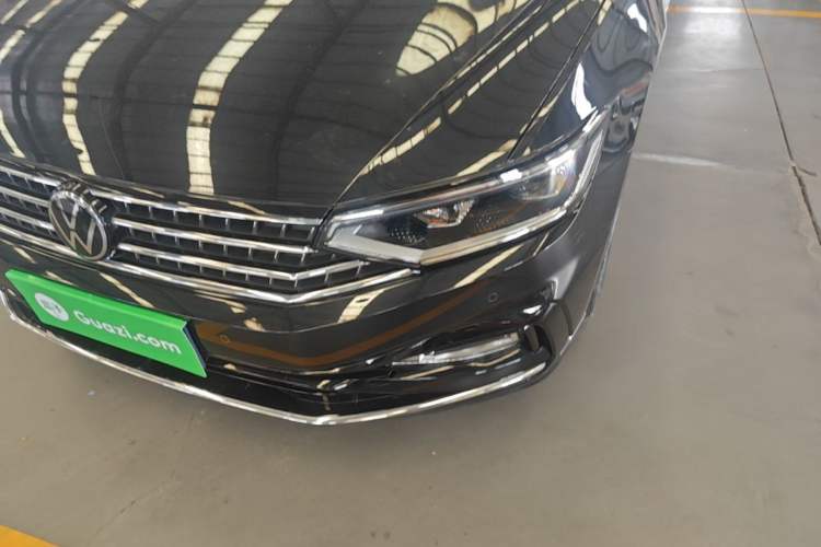 Used Volkswagen Magotan 2023 2 Million Units Limited Edition 330TSI DSG Leading Version Left Front Headlight