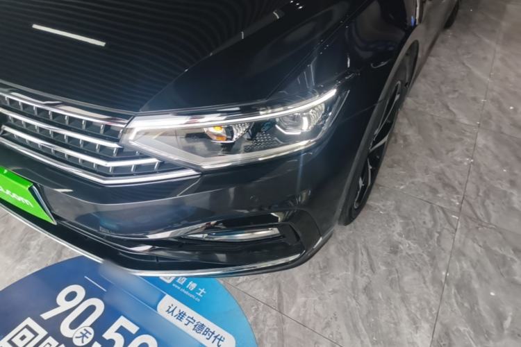 Used Volkswagen Magotan 2023 2 Million Units Limited Edition 330TSI DSG Leading Version Left Front Headlight