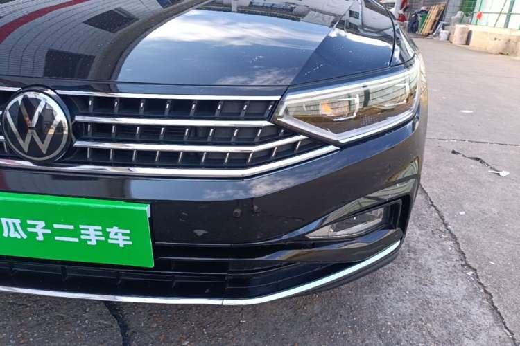 Used Volkswagen Magotan 2023 2 Million Units Commemorative Edition 330TSI DSG Luxury Version Left Front Headlight