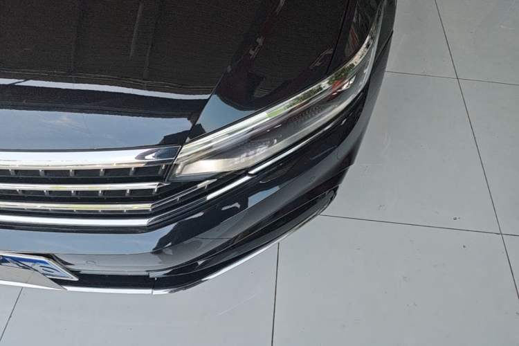 Used Volkswagen Magotan 2023 2 Million Units Limited-Edition 380TSI DSG Flagship Version Left Front Headlight