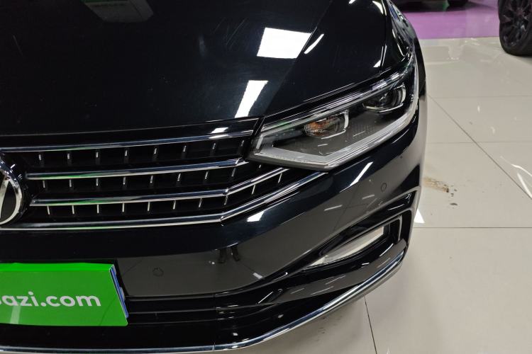 Used Volkswagen Magotan 2023 2 Million Units Limited-Edition 280TSI DSG Comfort Version Left Front Headlight