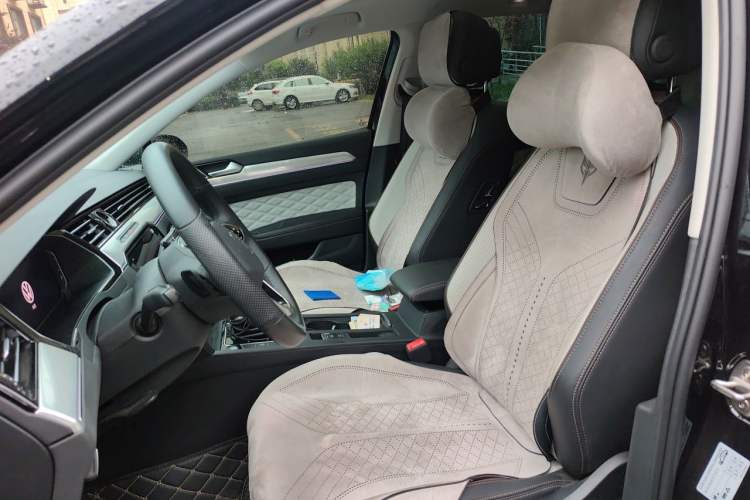 Used Volkswagen Magotan 2023 2 Million Units Limited-Edition 380TSI DSG Flagship Version Left Front Seat