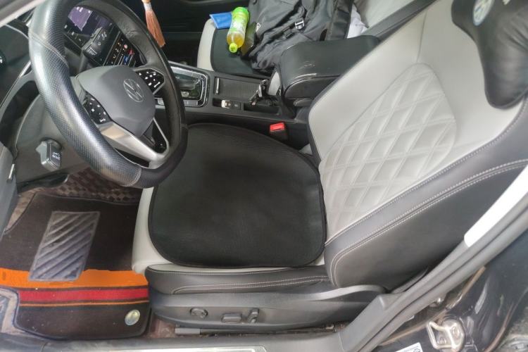 Used Volkswagen Magotan 2023 2 Million Units Limited Edition 330TSI DSG Leading Version Left Front Seat