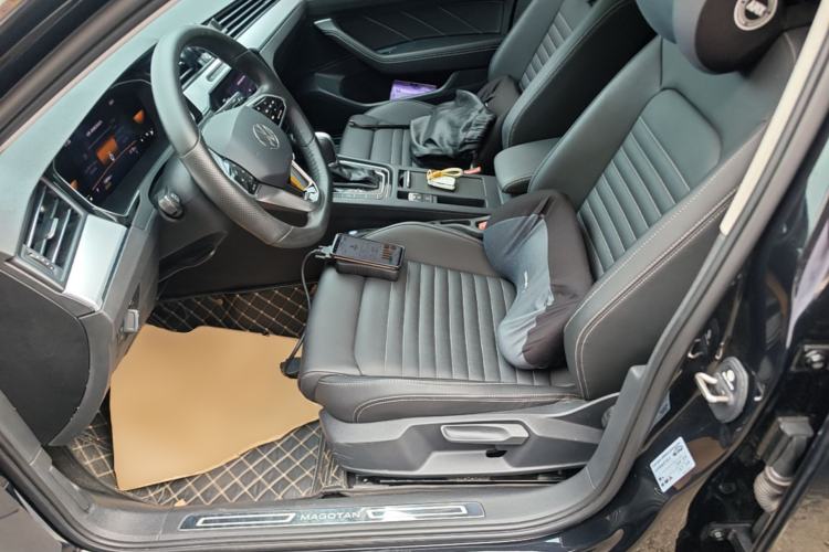 Used Volkswagen Magotan 2023 2 Million Units Limited-Edition 280TSI DSG Comfort Version Left Front Seat