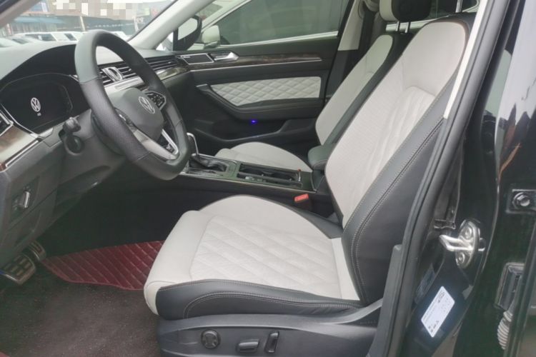 Used Volkswagen Magotan 2023 2 Million Units Limited Edition 330TSI DSG Leading Version Left Front Seat