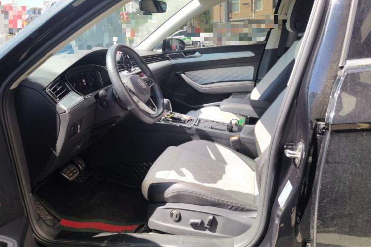 Used Volkswagen Magotan 2023 2 Million Units Commemorative Edition 330TSI DSG Luxury Version Left Front Seat