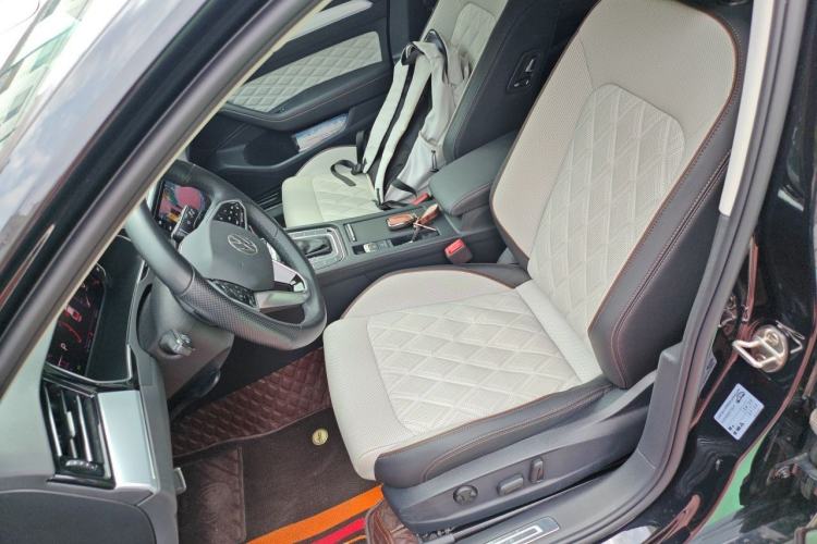 Used Volkswagen Magotan 2023 2 Million Units Commemorative Edition 330TSI DSG Luxury Version Left Front Seat