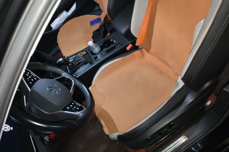 Used Volkswagen Magotan 2023 2 Million Units Commemorative Edition 330TSI DSG Luxury Version Left Front Seat