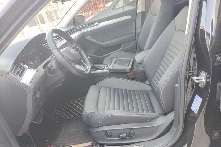 Used Volkswagen Magotan 2023 2 Million Units Limited-Edition 280TSI DSG Comfort Version Left Front Seat