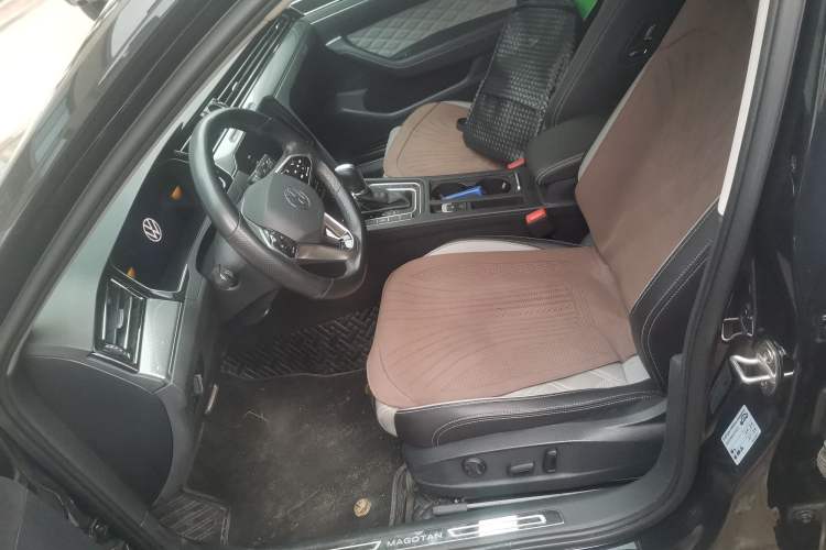 Used Volkswagen Magotan 2023 2 Million Units Limited Edition 280TSI DSG Leading Version Left Front Seat