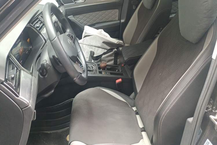 Used Volkswagen Magotan 2023 2 Million Units Limited Edition 280TSI DSG Leading Version Left Front Seat