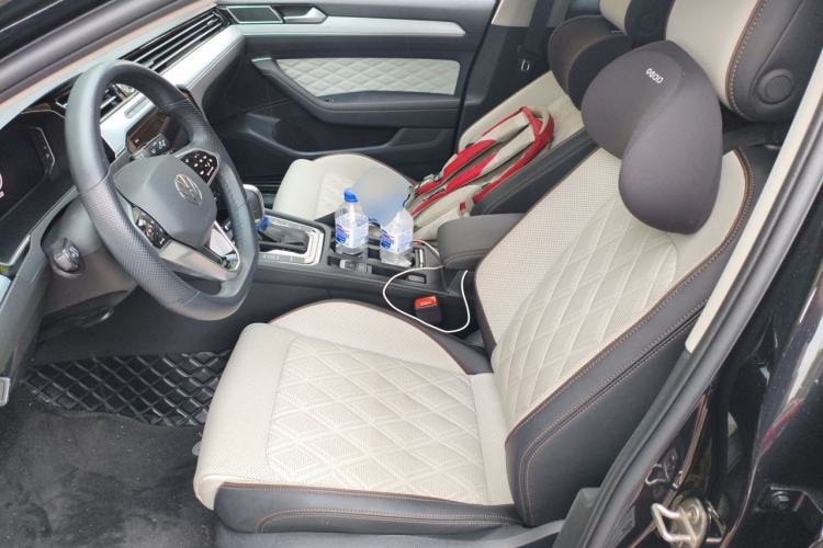 Used Volkswagen Magotan 2023 2 Million Units Commemorative Edition 330TSI DSG Luxury Version Left Front Seat