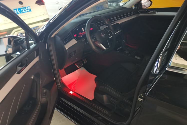 Used Volkswagen Magotan 2023 2 Million Units Limited-Edition 280TSI DSG Comfort Version Left Front Seat
