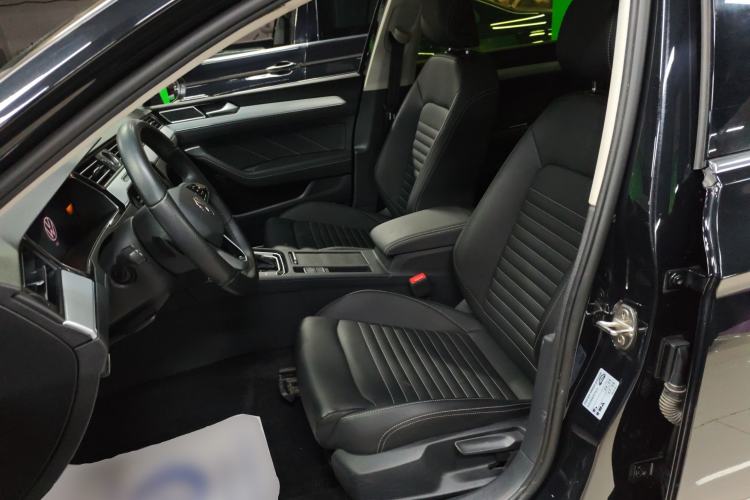 Used Volkswagen Magotan 2023 2 Million Units Limited-Edition 280TSI DSG Comfort Version Left Front Seat