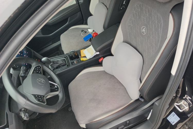 Used Volkswagen Magotan 2023 2 Million Units Limited Edition 330TSI DSG Leading Version Left Front Seat