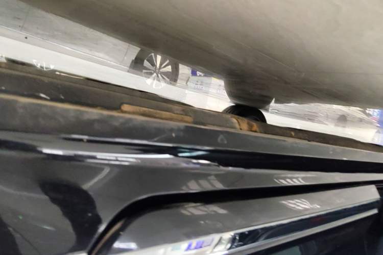 Used Volkswagen Magotan 2023 2 Million Units Limited Edition 330TSI DSG Leading Version Left Side Sill