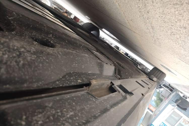 Used Volkswagen Magotan 2023 2 Million Units Limited Edition 330TSI DSG Leading Version Left Side Sill