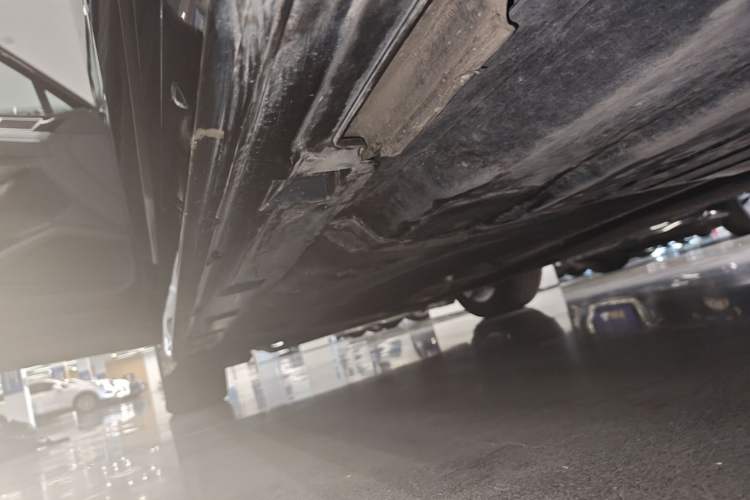 Used Volkswagen Magotan 2023 2 Million Units Limited Edition 330TSI DSG Leading Version Left Side Sill
