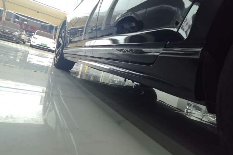 Used Volkswagen Magotan 2023 2 Million Units Limited Edition 330TSI DSG Leading Version Left Side Sill