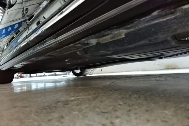 Used Volkswagen Magotan 2023 2 Million Units Limited Edition 330TSI DSG Leading Version Left Side Sill