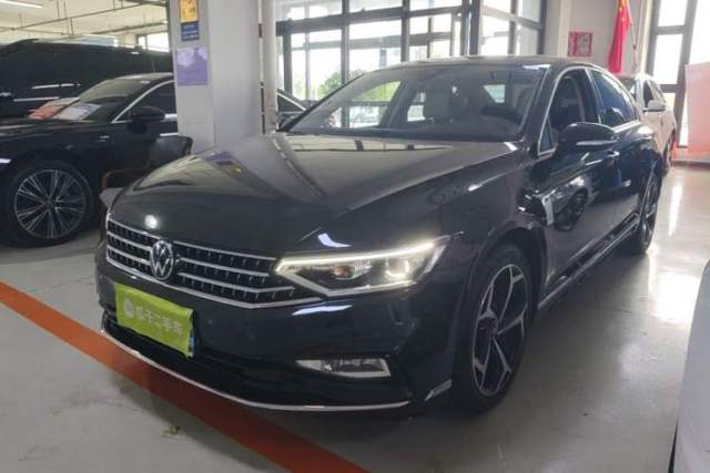 Used Volkswagen Magotan 2023 2 Million Units Commemorative Edition 330TSI DSG Luxury Version