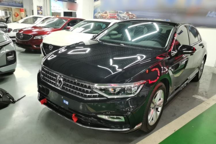 Volkswagen Magotan 2023 2 Million Units Limited-Edition 280TSI DSG Comfort Version
