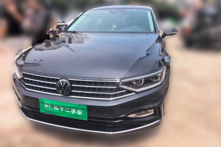 Used Volkswagen Magotan 2023 2 Million Units Commemorative Edition 330TSI DSG Luxury Version Guazi used car, China used car export, Used car for sale, Used cars, Cheapest cars for sale