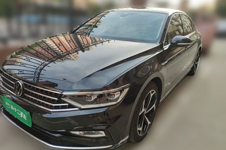 Used Volkswagen Magotan 2023 2 Million Units Commemorative Edition 330TSI DSG Luxury Version Guazi used car, China used car export, Used car for sale, Used  cars, Cheapest cars for sale