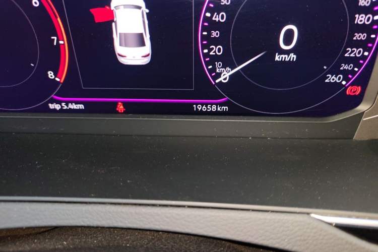Used Volkswagen Magotan 2023 2 Million Units Limited-Edition 380TSI DSG Flagship Version Odometer Close Up