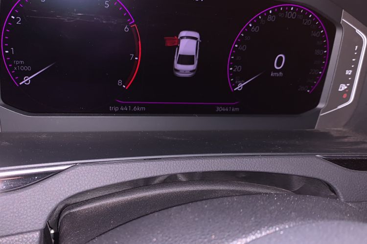 Used Volkswagen Magotan 2023 2 Million Units Commemorative Edition 330TSI DSG Luxury Version Odometer Close Up