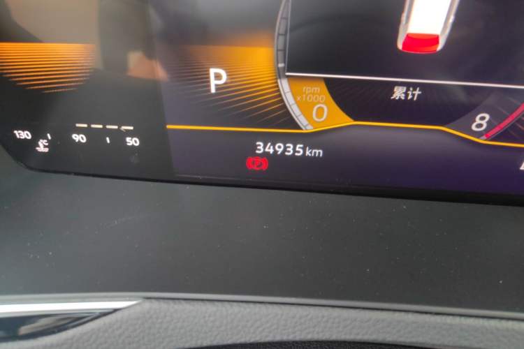 Used Volkswagen Magotan 2023 2 Million Units Limited Edition 330TSI DSG Leading Version Odometer Close Up