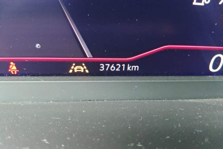 Used Volkswagen Magotan 2023 2 Million Units Commemorative Edition 330TSI DSG Luxury Version Odometer Close Up
