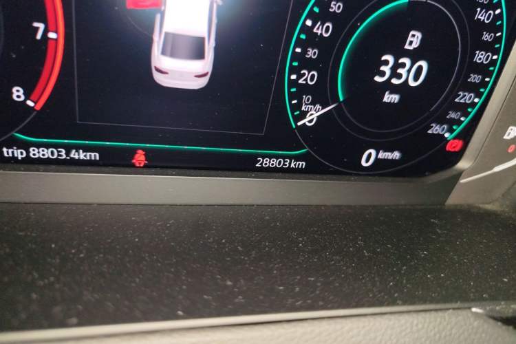 Used Volkswagen Magotan 2023 2 Million Units Commemorative Edition 330TSI DSG Luxury Version Odometer Close Up