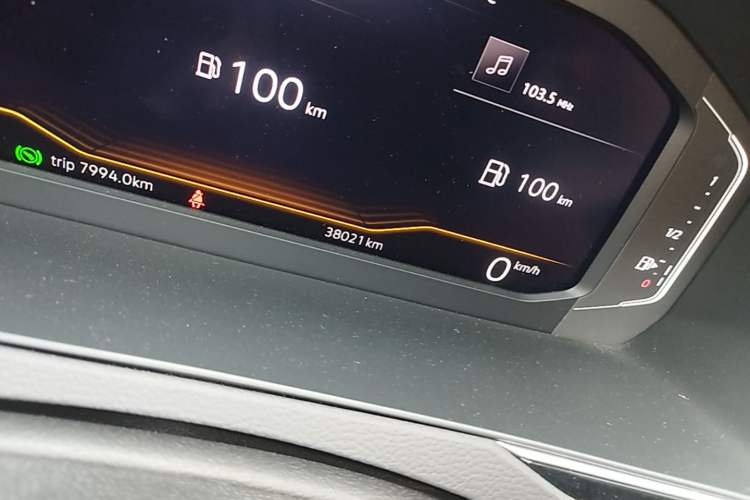 Used Volkswagen Magotan 2023 2 Million Units Commemorative Edition 330TSI DSG Luxury Version Odometer Close Up