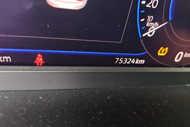 Used Volkswagen Magotan 2023 2 Million Units Commemorative Edition 330TSI DSG Luxury Version Odometer Close Up