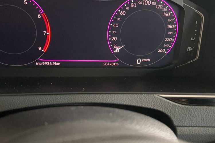 Used Volkswagen Magotan 2023 2 Million Units Limited Edition 330TSI DSG Leading Version Odometer Close Up