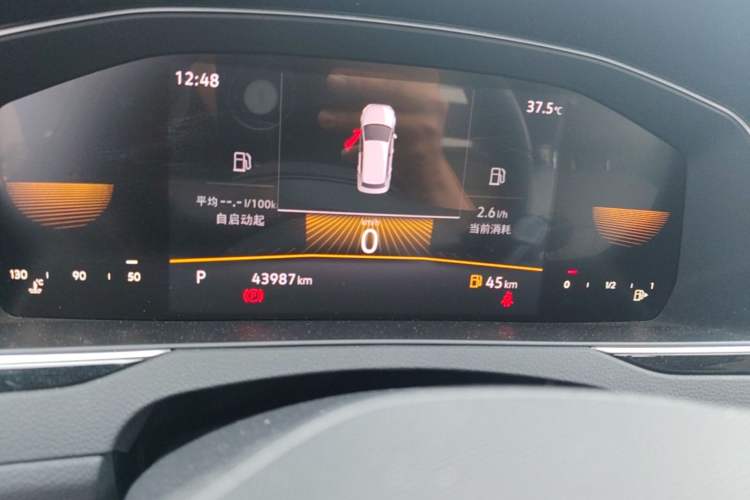 Used Volkswagen Magotan 2023 2 Million Units Limited Edition 330TSI DSG Leading Version Odometer Close Up