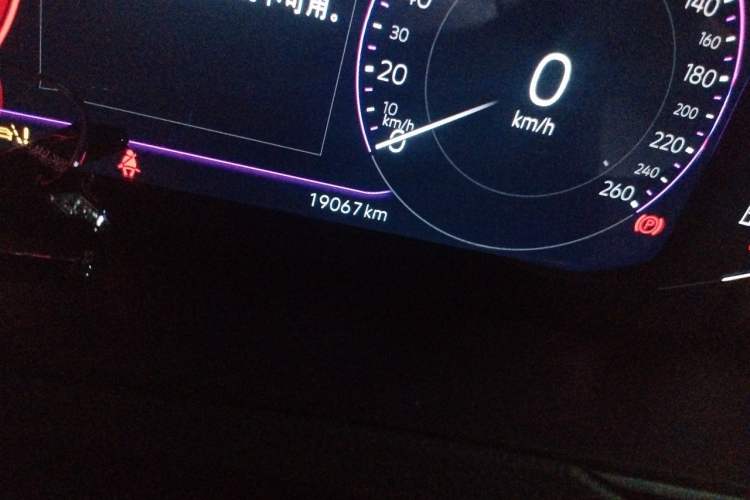 Used Volkswagen Magotan 2023 2 Million Units Commemorative Edition 330TSI DSG Luxury Version Odometer Close Up