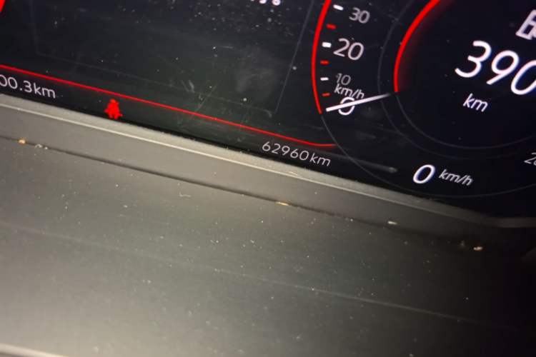 Used Volkswagen Magotan 2023 2 Million Units Commemorative Edition 330TSI DSG Luxury Version Odometer Close Up