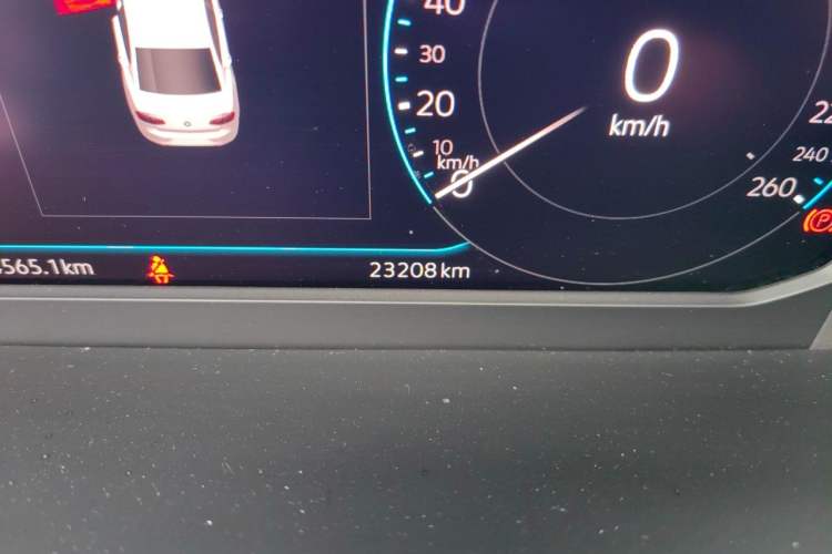 Used Volkswagen Magotan 2023 2 Million Units Commemorative Edition 330TSI DSG Luxury Version Odometer Close Up