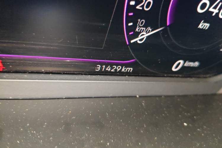 Used Volkswagen Magotan 2023 2 Million Units Commemorative Edition 330TSI DSG Luxury Version Odometer Close Up