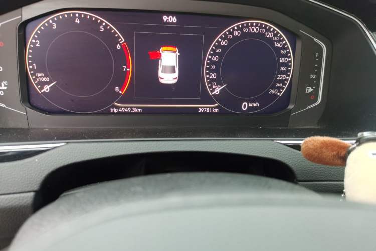 Used Volkswagen Magotan 2023 2 Million Units Limited-Edition 380TSI DSG Flagship Version Odometer Close Up