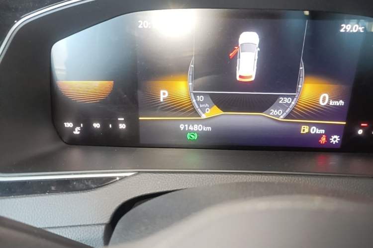 Used Volkswagen Magotan 2023 2 Million Units Limited Edition 330TSI DSG Leading Version Odometer Close Up