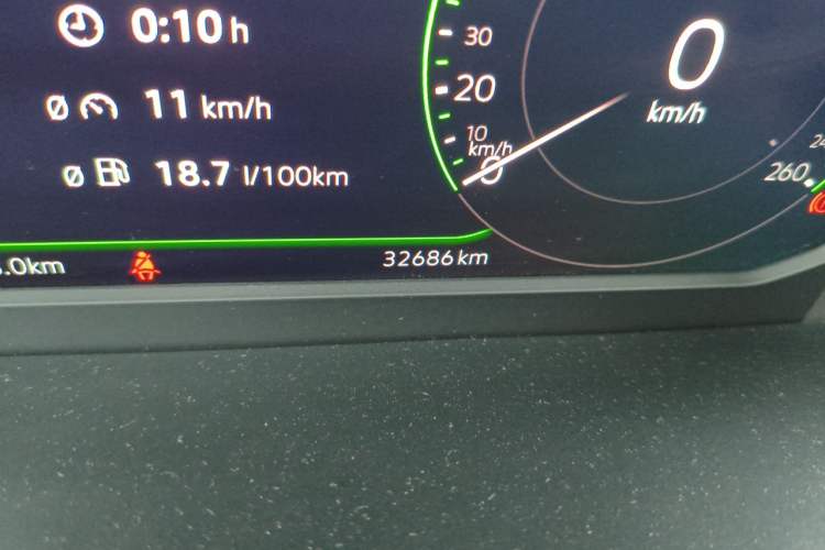 Used Volkswagen Magotan 2023 2 Million Units Commemorative Edition 330TSI DSG Luxury Version Odometer Close Up