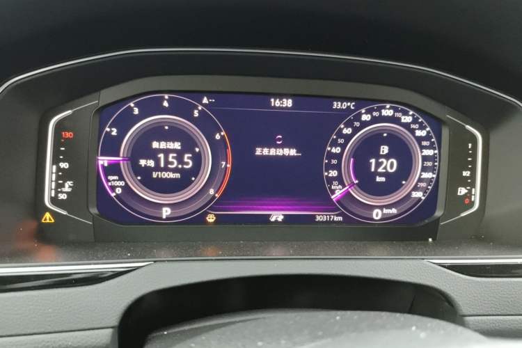 Used Volkswagen Magotan 2023 2 Million Units Commemorative Edition 330TSI DSG Luxury Version Odometer Close Up