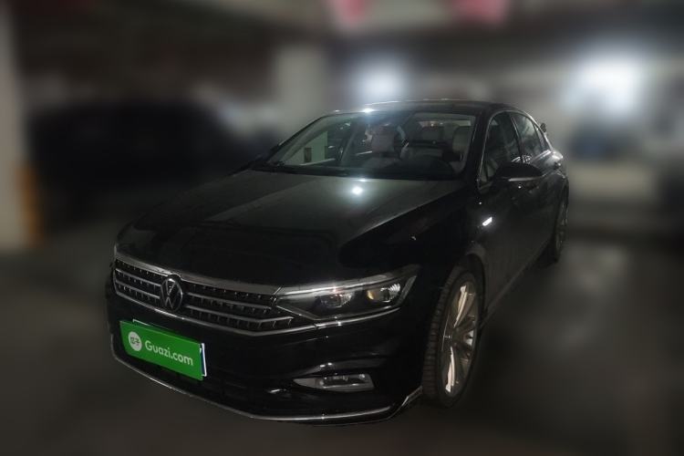 Used Volkswagen Magotan 2023 2 Million Units Commemorative Edition 330TSI DSG Luxury Version Guazi used car, China used car export, Used car for sale, Used  cars, Cheapest cars for sale