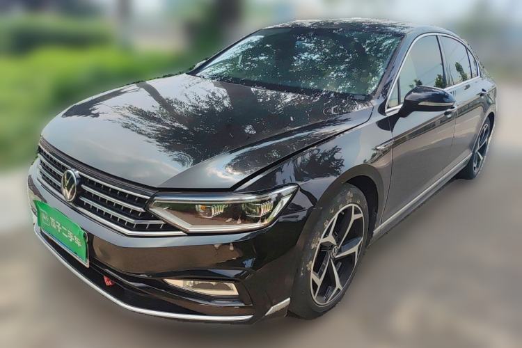 Used Volkswagen Magotan 2023 2 Million Units Commemorative Edition 330TSI DSG Luxury Version Guazi used car, China used car export, Used car for sale, Used  cars, Cheapest cars for sale