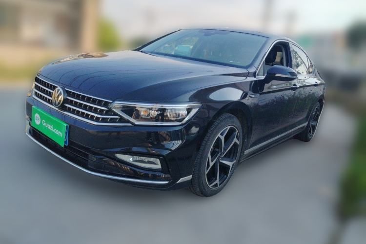 Used Volkswagen Magotan 2023 2 Million Units Commemorative Edition 330TSI DSG Luxury Version Guazi used car, China used car export, Used car for sale, Used  cars, Cheapest cars for sale